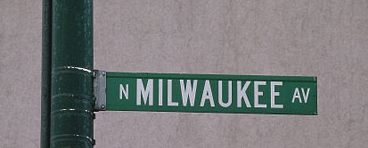 Milwaukee Avenue sign in Chicago