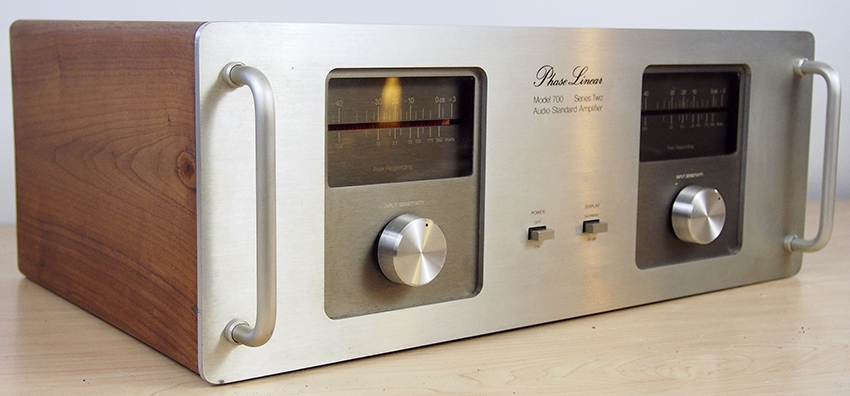 Phase Linear 700